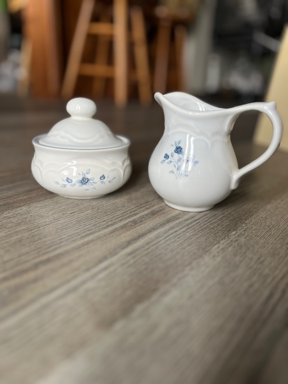 Pfaltzgraff “Poetry” creamer and sugar set
